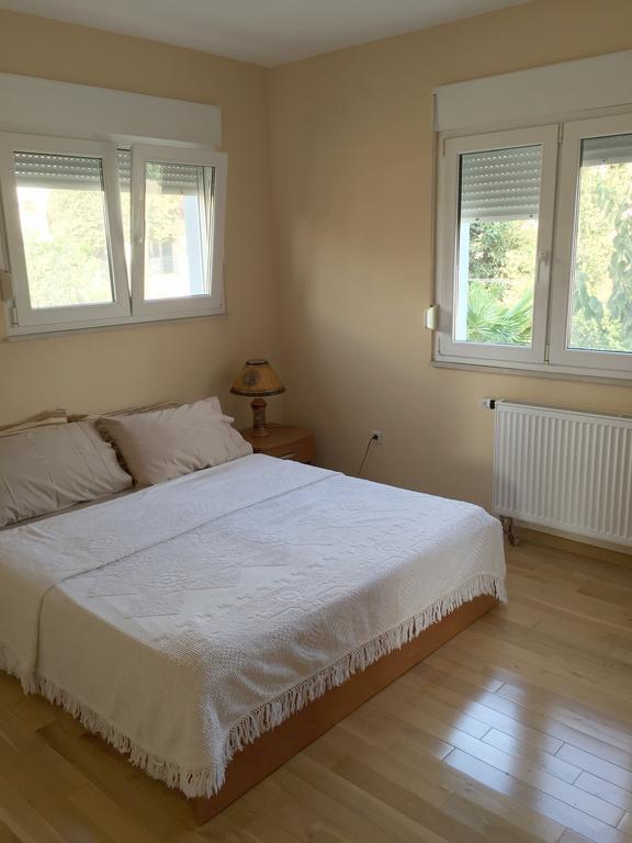 Ana'S Apartments Petrcane Εξωτερικό φωτογραφία